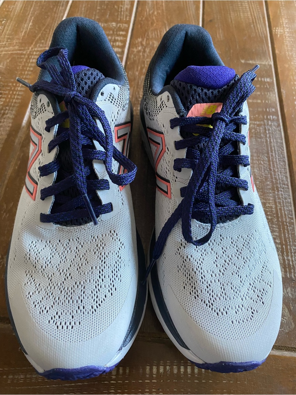 New Balance Kids' fresh foam 680 Running Shoes size 6